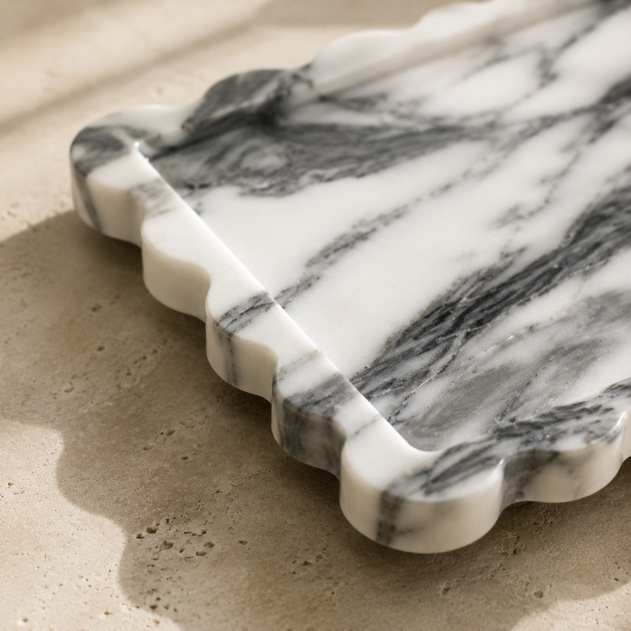 Arabescato Marble Scalloped Tray